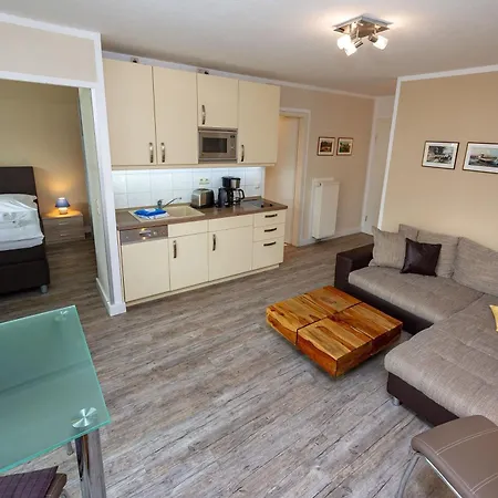 Apartment Saxonia - Wg 13 Mit Wintergarten, Strandnah Binz