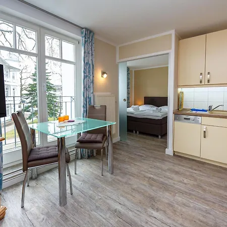 Saxonia - Wg 13 Mit Wintergarten, Strandnah Binz